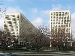 University Gardens Apartments (1961) in Chicago, Illinois.