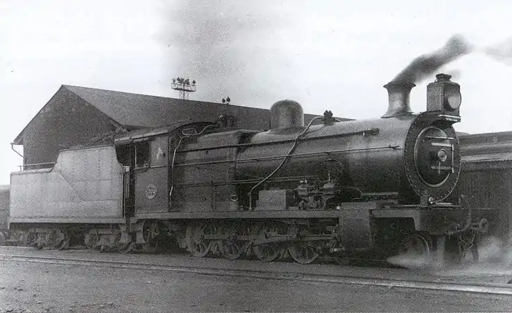 Class 1A no. 1300 with Type TL tender, c. 1930