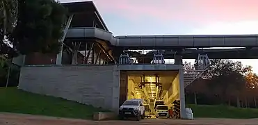 Intermediate station showing basement cable car store