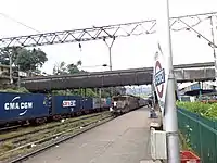 Gorakhpur Junction–Lokmanya Tilak Terminus Sant Kabir Dham Superfast Express leaving Kasara with WAG-7 bankers