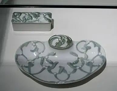 Inkwell and stamp box, by Jens Dahl-Jensen (c. 1900), in the Hessisches Landesmuseum Darmstadt (Darmstadt, Germany)