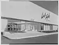 Lord & Taylor in Garden City