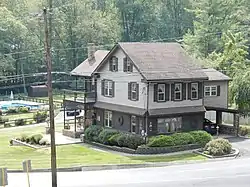 Residence on Molleystown Road, Tremont Township