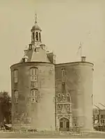 Round 1900  with telegraph office under the gate.