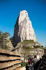 Artificial mountain in the Paris Zoological Park