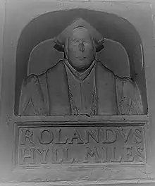 Sir Rowland Hill of Soulton bought the land of the manor in 1556.