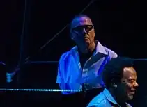 Beard performing with Steely Dan in 2017.