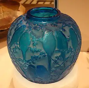 Parrot vase, by Lalique, 1922, Cincinnati Art Museum, Cincinnati, Ohio